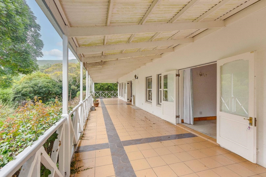 5 Bedroom Property for Sale in Belvidere Estate Western Cape